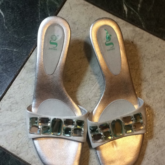G Series Shoes - ๐๐G Series 1/2โ Slip on light emerald Slip one G Series Shoes - ๐๐G Series 1/2โ Slip on light emerald Slip one
